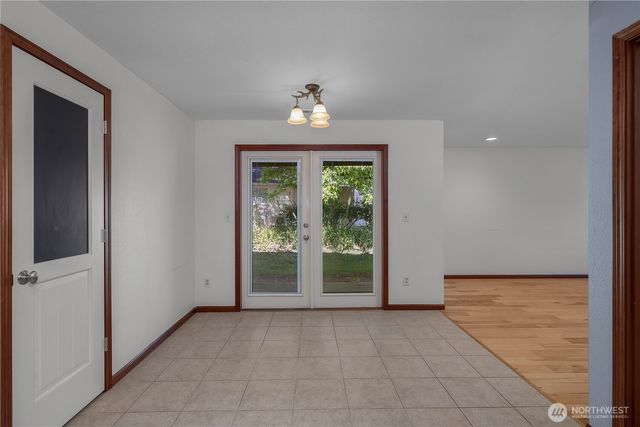 2015 2017 8th Court SW, Olympia, WA 98502