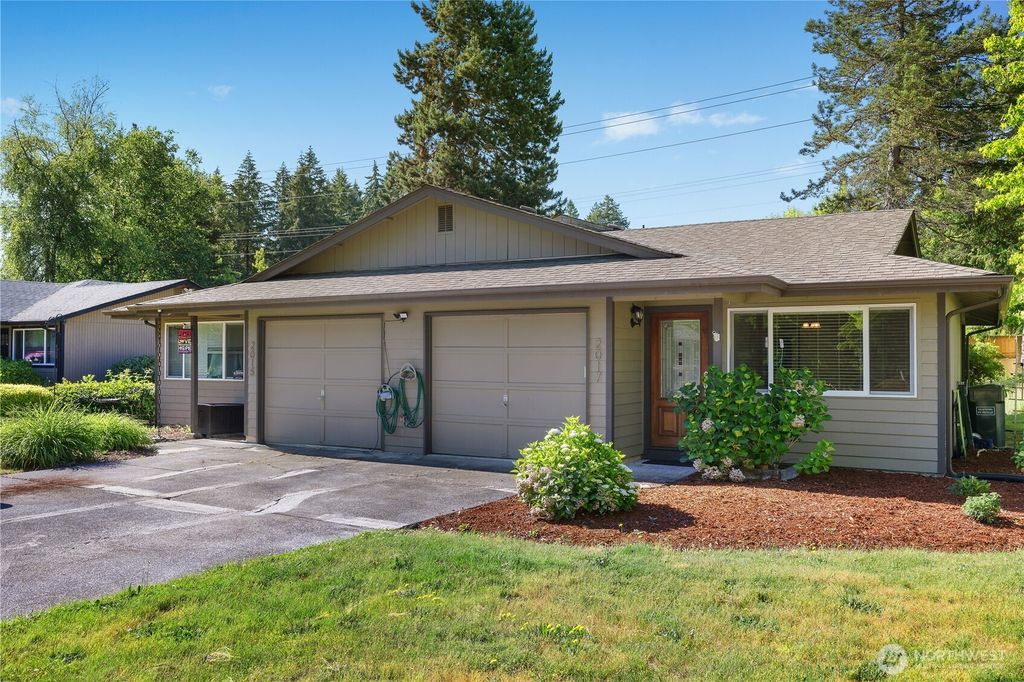 2015 2017 8th Court SW, Olympia, WA 98502