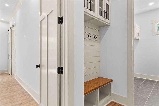 1960 Lost Mountain Road, Powder Springs, GA 30127