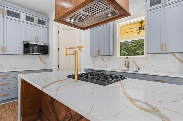 1960 Lost Mountain Road, Powder Springs, GA 30127