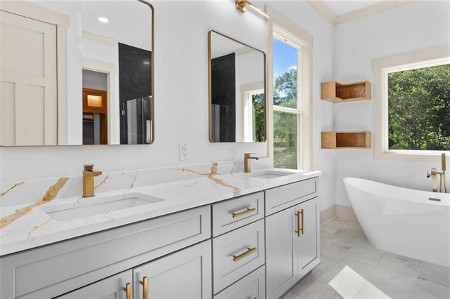 1960 Lost Mountain Road, Powder Springs, GA 30127