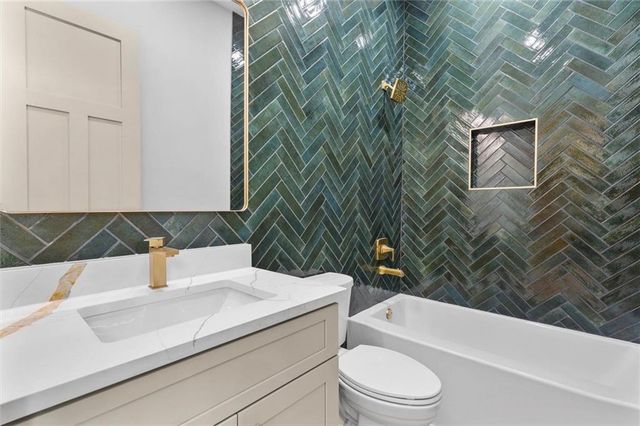 1960 Lost Mountain Road, Powder Springs, GA 30127