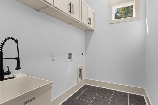 1960 Lost Mountain Road, Powder Springs, GA 30127