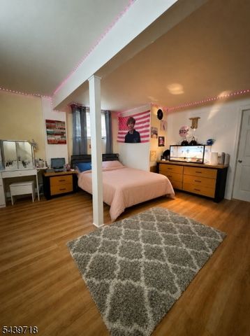 17329 Aspen Ct, Stanhope Boro, NJ 07874