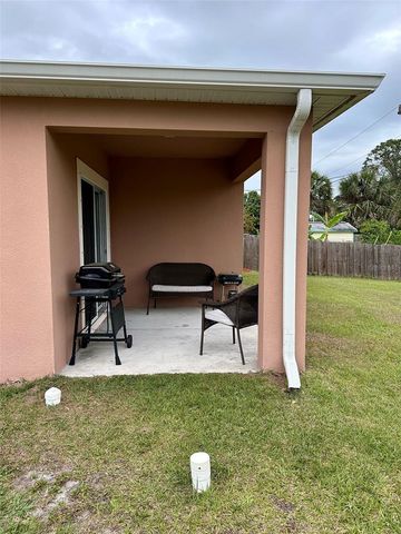 538 VIN ROSE CIRCLE SE, Palm Bay, FL 32909