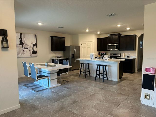538 VIN ROSE CIRCLE SE, Palm Bay, FL 32909