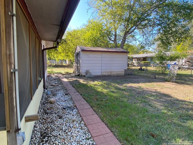 1057 Curtiss, Schertz, TX 78154