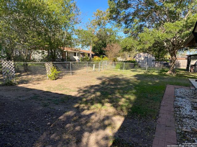 1057 Curtiss, Schertz, TX 78154