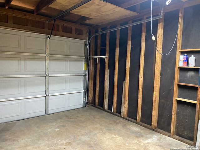 1057 Curtiss, Schertz, TX 78154