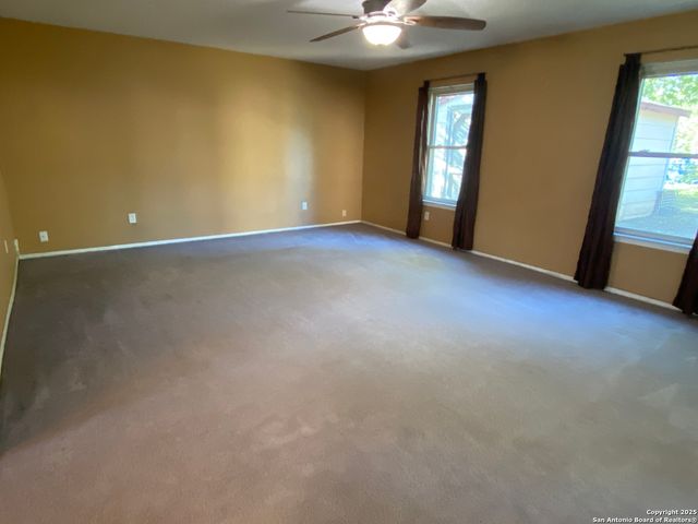 1057 Curtiss, Schertz, TX 78154