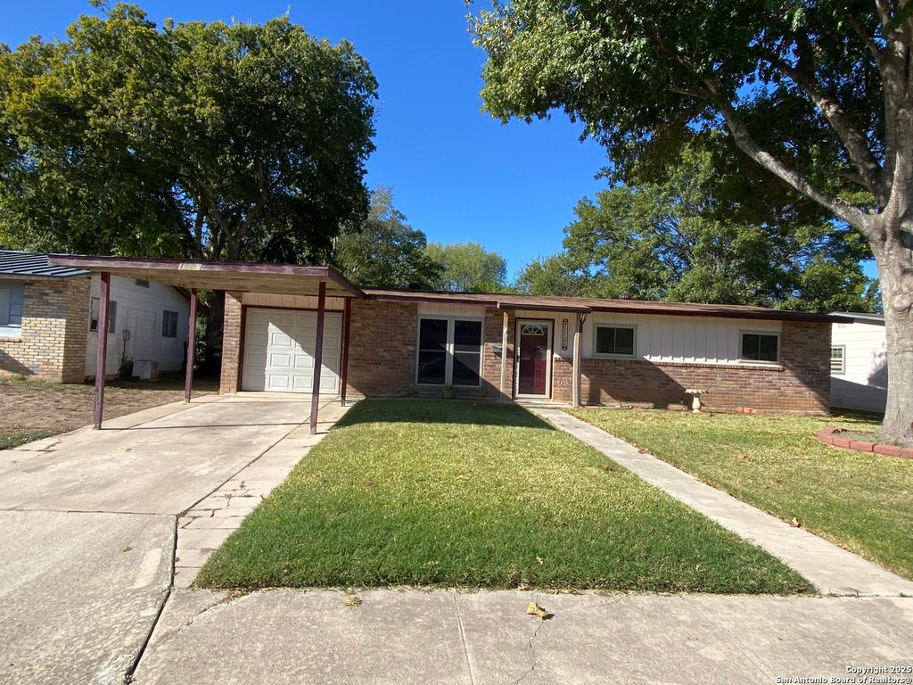 1057 Curtiss, Schertz, TX 78154