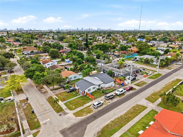 5666 Mayo St 2, Hollywood, FL 33023