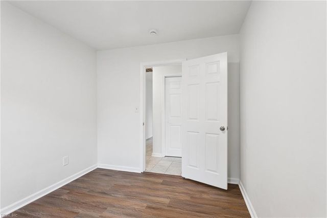 216 Watkins DR, Hampton, VA 23669