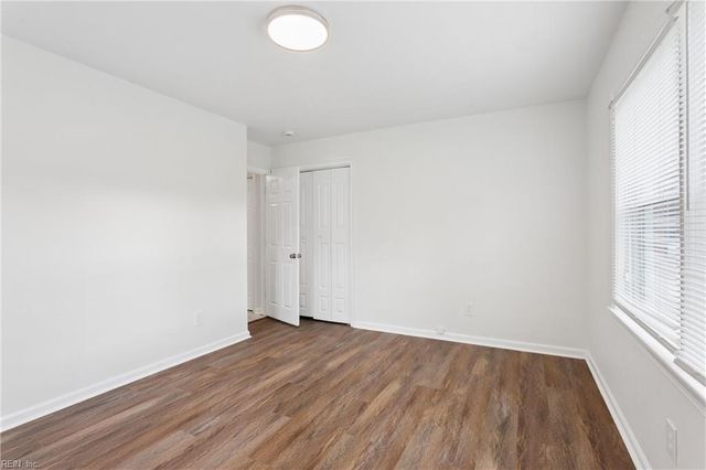 216 Watkins DR, Hampton, VA 23669