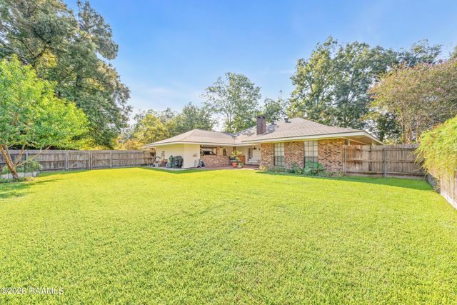 305 E Butcher Switch Road, Lafayette, LA 70507
