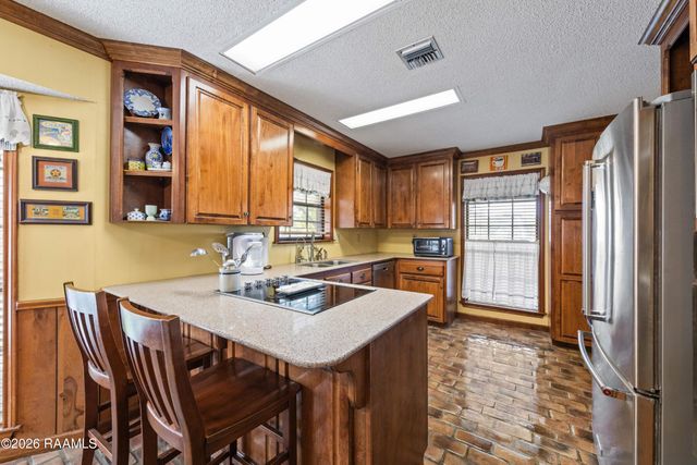 305 E Butcher Switch Road, Lafayette, LA 70507