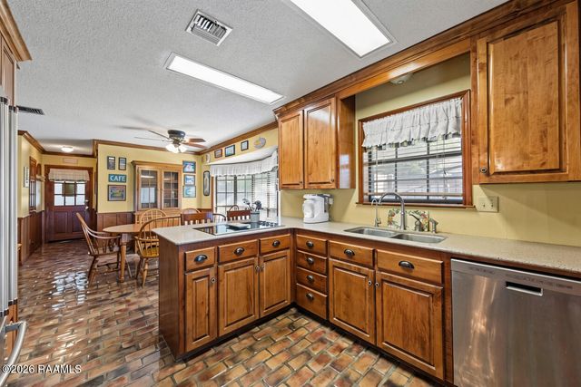 305 E Butcher Switch Road, Lafayette, LA 70507