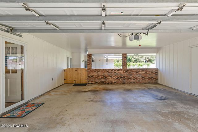 305 E Butcher Switch Road, Lafayette, LA 70507