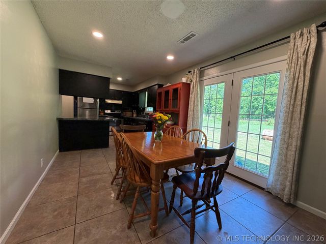 57767 County Road 612 Street, Kansas, OK 74347