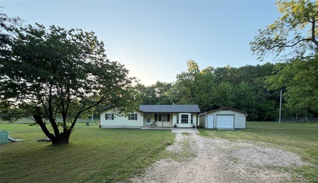 57767 County Road 612 Street, Kansas, OK 74347