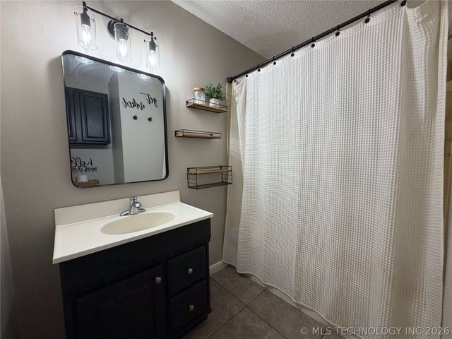 57767 County Road 612 Street, Kansas, OK 74347