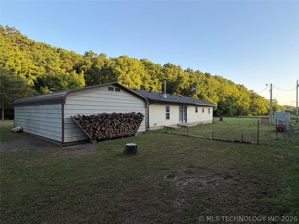 57767 County Road 612 Street, Kansas, OK 74347