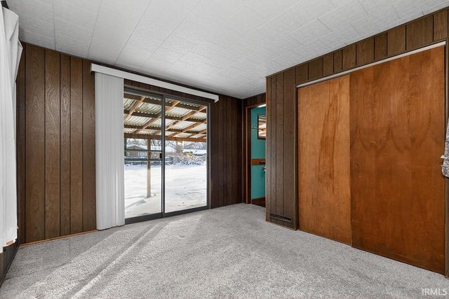 53084 County Road 9, Elkhart, IN 46514