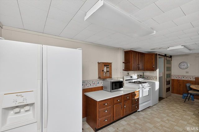 53084 County Road 9, Elkhart, IN 46514