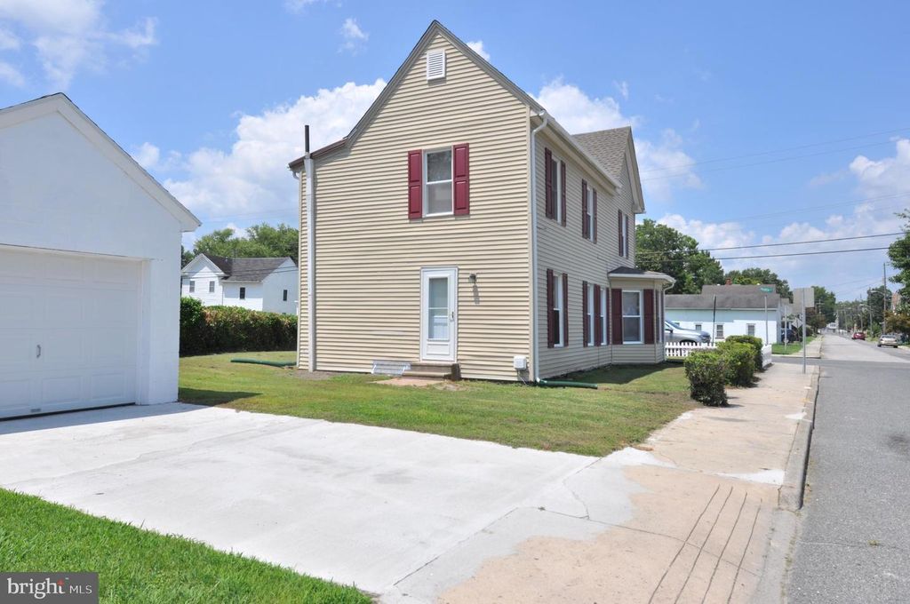 601 FOURTH ST, Pocomoke City, MD 21851