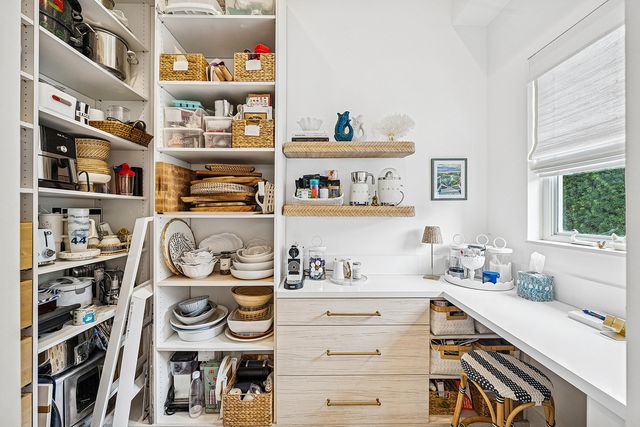 19 Harbour Drive N, Ocean Ridge, FL 33435