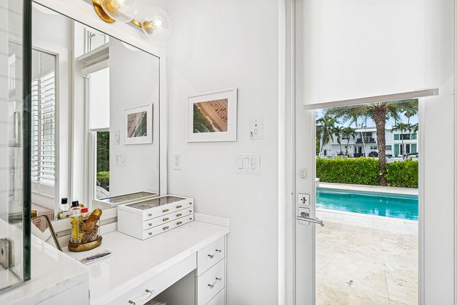 19 Harbour Drive N, Ocean Ridge, FL 33435