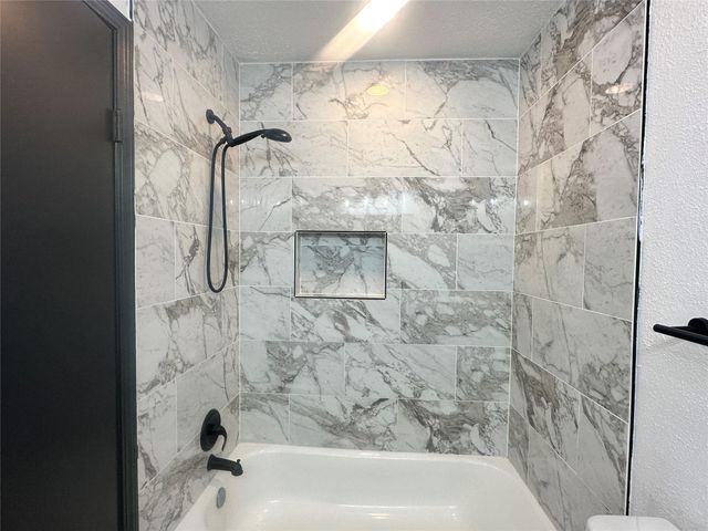 22015 Singing Spurs Drive, Katy, TX 77450