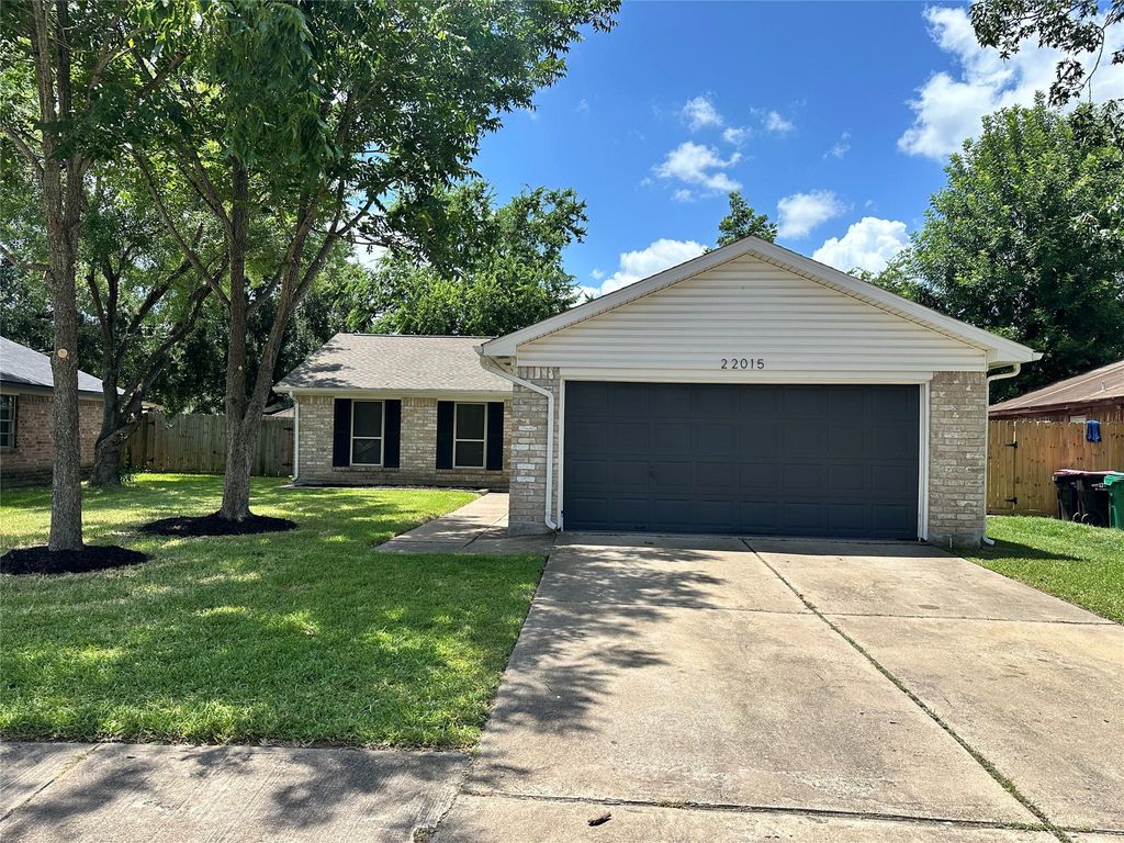 22015 Singing Spurs Drive, Katy, TX 77450