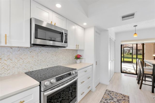 3042 Deer Creek Lake Shore Drive 3042, Deerfield Beach, FL 33442