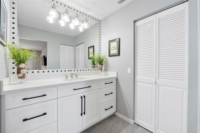 3042 Deer Creek Lake Shore Drive 3042, Deerfield Beach, FL 33442