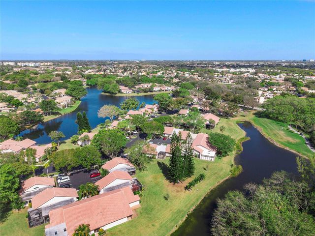 3042 Deer Creek Lake Shore Drive 3042, Deerfield Beach, FL 33442