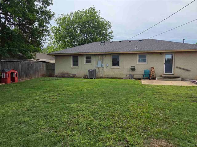 2915 NW Euclid, Lawton, OK 73505