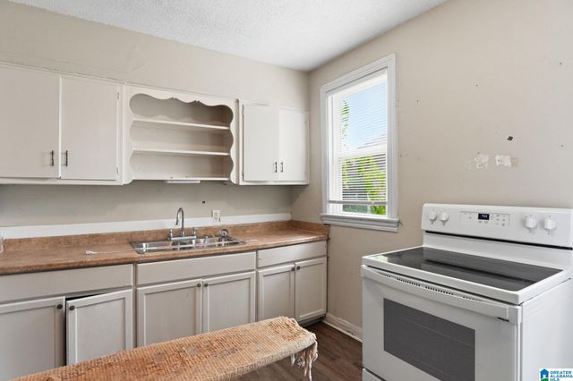 1331 43RD STREET, Birmingham, AL 35208