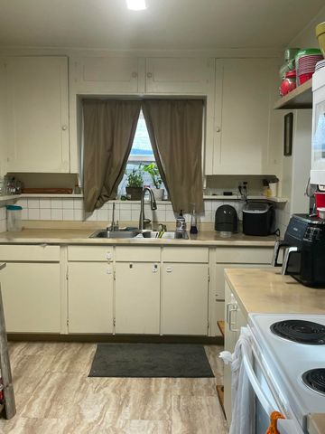 905 Prospect Street, Klamath Falls, OR 97601