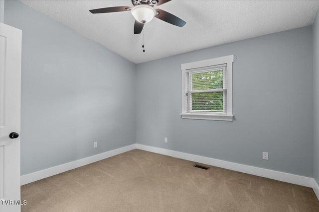 1125 Harmony Road, Jonesborough, TN 37659
