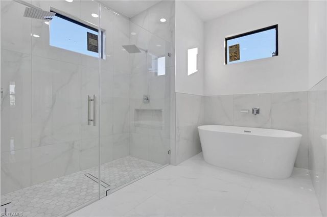 1004 NE 43rd TER, Cape Coral, FL 33909