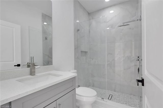 1004 NE 43rd TER, Cape Coral, FL 33909