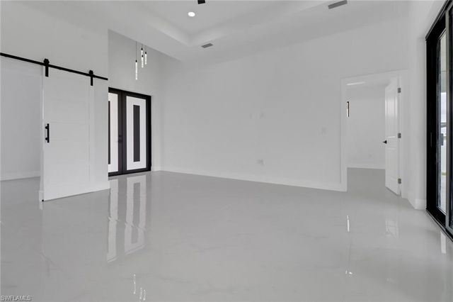 1004 NE 43rd TER, Cape Coral, FL 33909