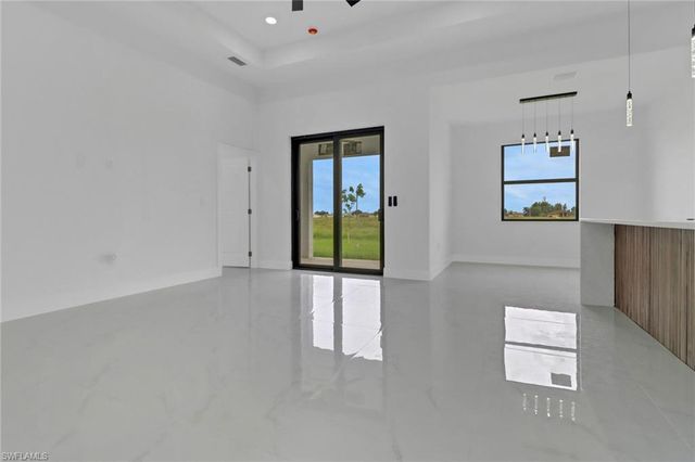 1004 NE 43rd TER, Cape Coral, FL 33909