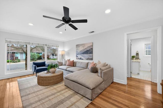 3118 61st, Sacramento, CA 95820