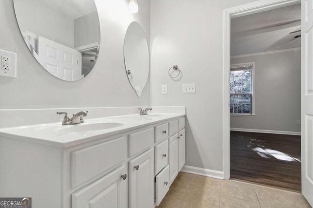 1173 Rhyne SE, Smyrna, GA 30082