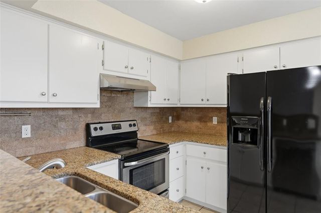 12404 SW 13th Street, Yukon, OK 73099