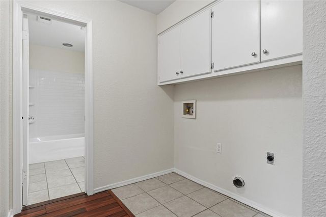 12404 SW 13th Street, Yukon, OK 73099