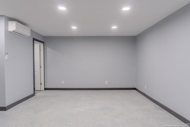 2126 Guadalupe, San Antonio, TX 78207