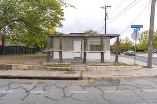 2126 Guadalupe, San Antonio, TX 78207